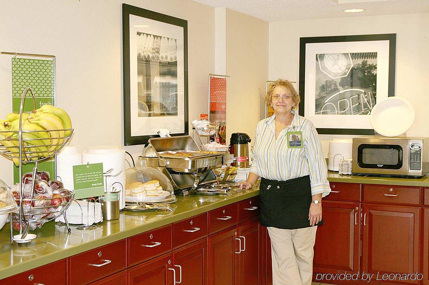 Hampton Inn Akron-South Restaurant foto
